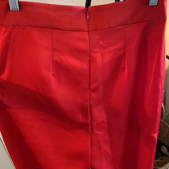 Red silk trousers from Lucca , size 6 - Picture 6 of 6